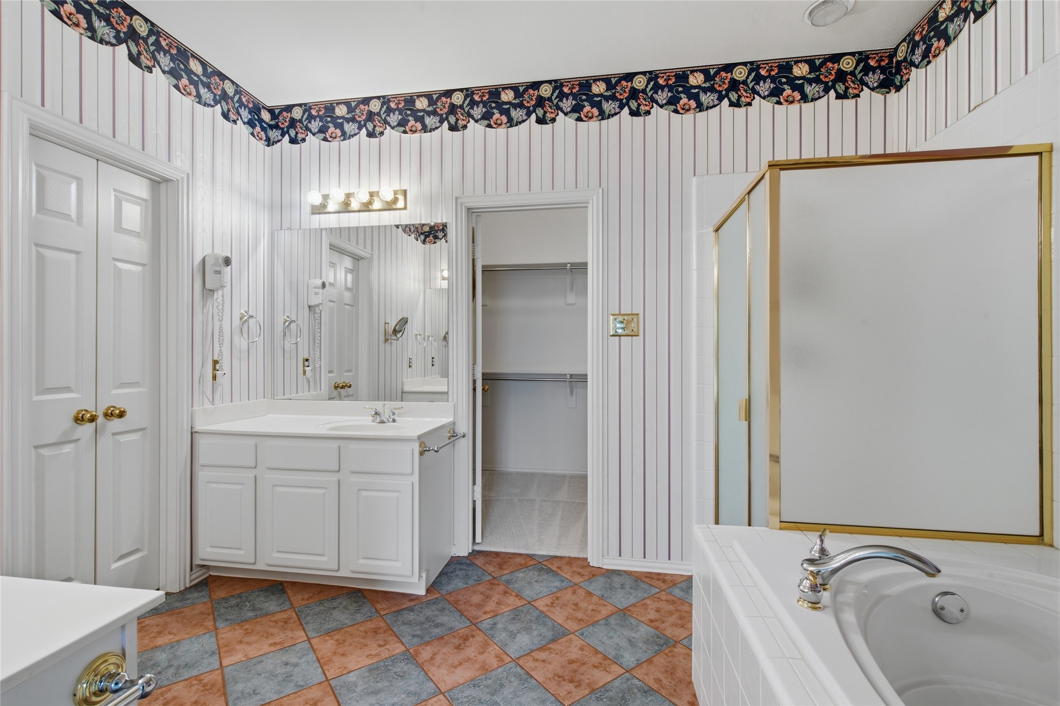 1705 Andrew Court Corinth TX 76210