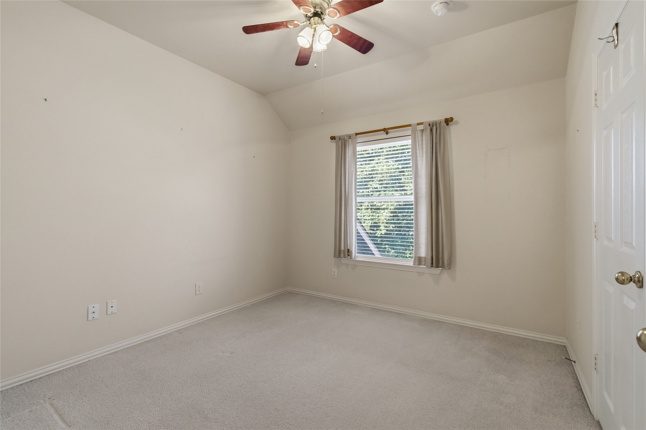 1705 Andrew Court Corinth TX 76210