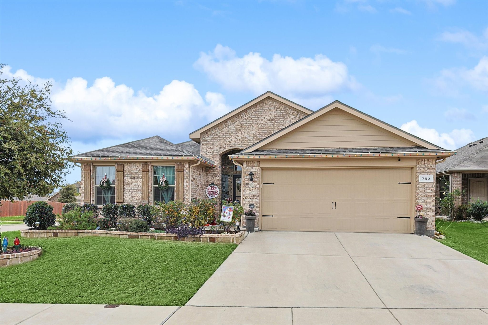 752 Wylie Street Crowley TX 76036