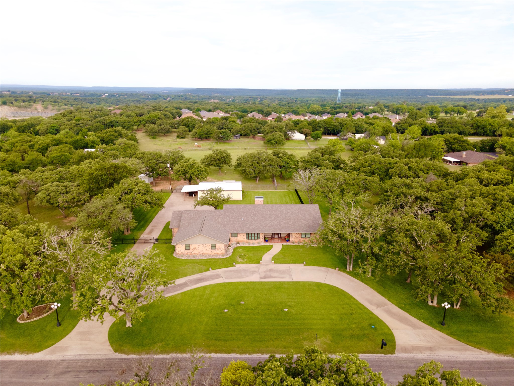 4 Buckskin Road Mineral Wells TX 76067