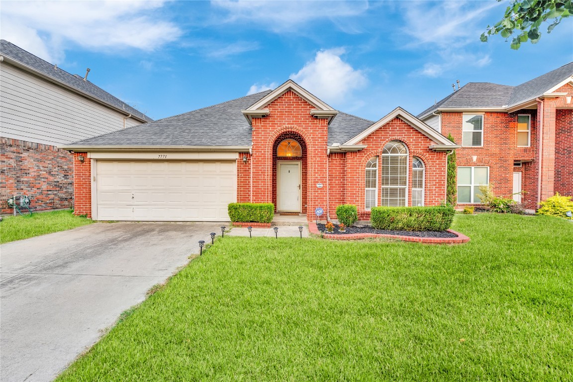 7771 Park Downs Drive Fort Worth TX 76137