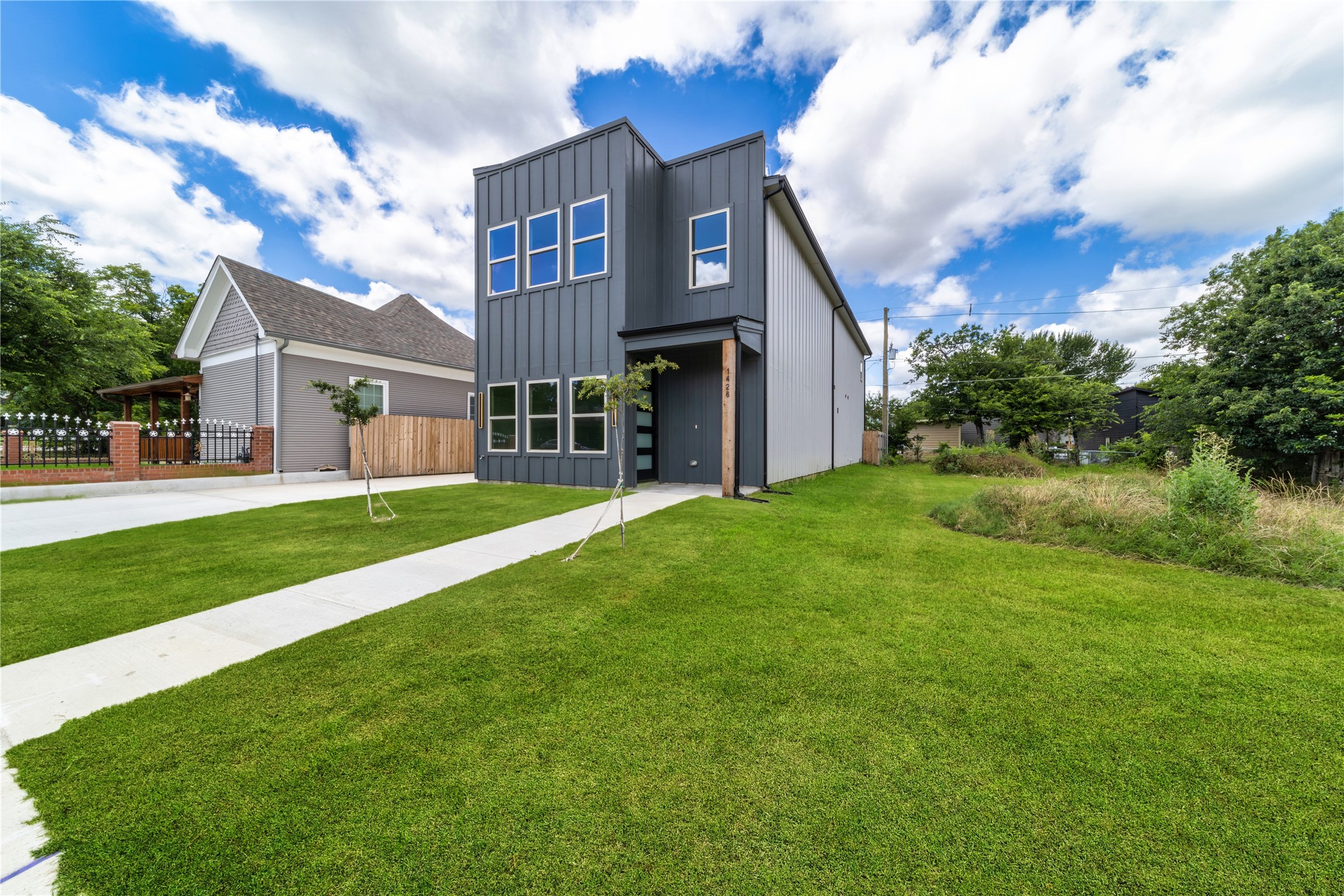 1426 Evans Avenue Fort Worth TX 76104
