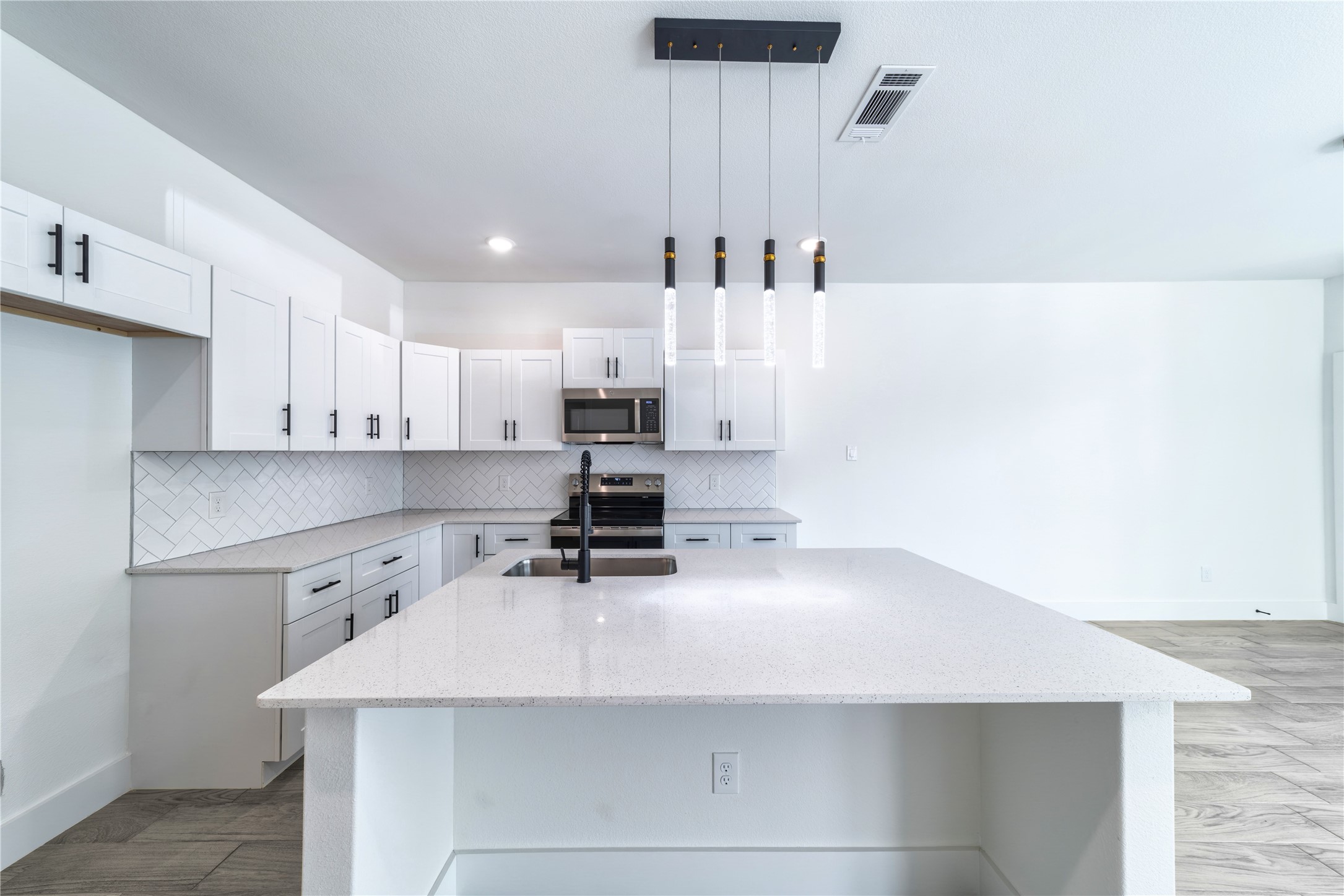 1426 Evans Avenue Fort Worth TX 76104