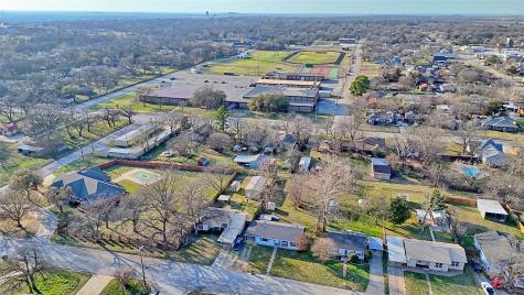 900 N Lamb Street Bowie TX 76230