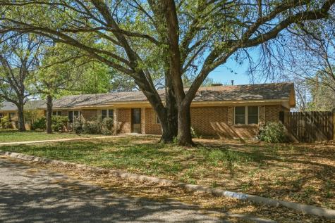1306 Westhill Lane Coleman TX 76834