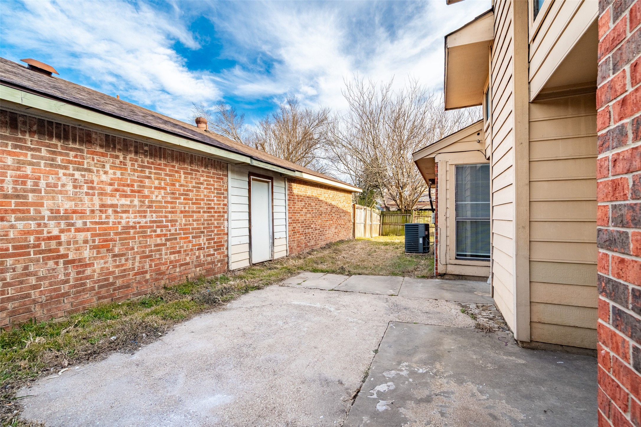 2540 Winter Oak Street Dallas TX 75227