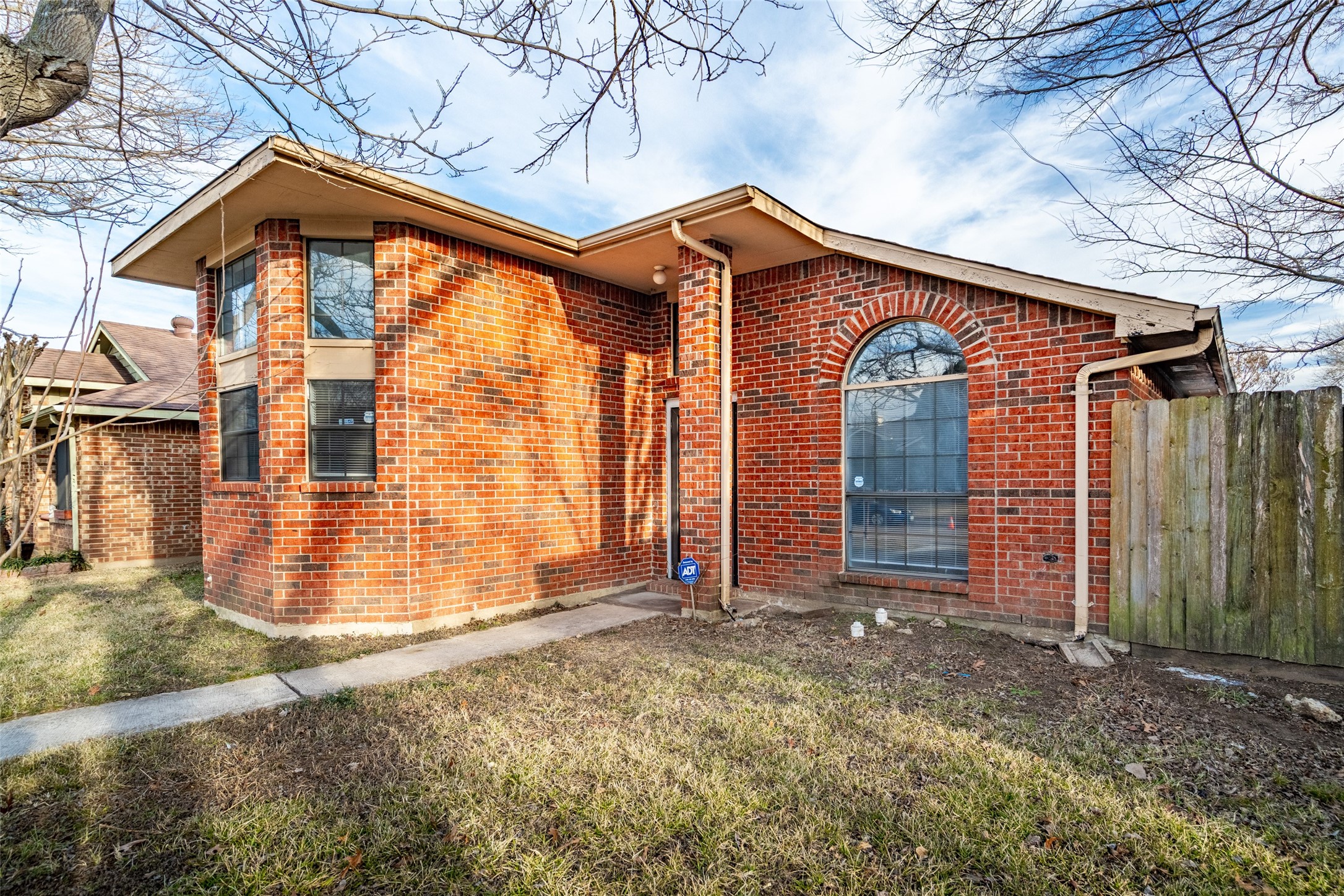 2540 Winter Oak Street Dallas TX 75227