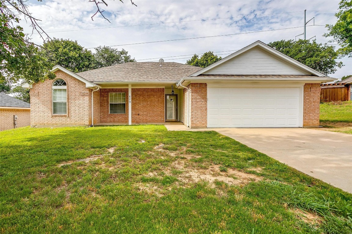 609 Linda Court Joshua TX 76058