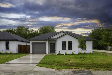 563 Elkhart Avenue Dallas TX 75217
