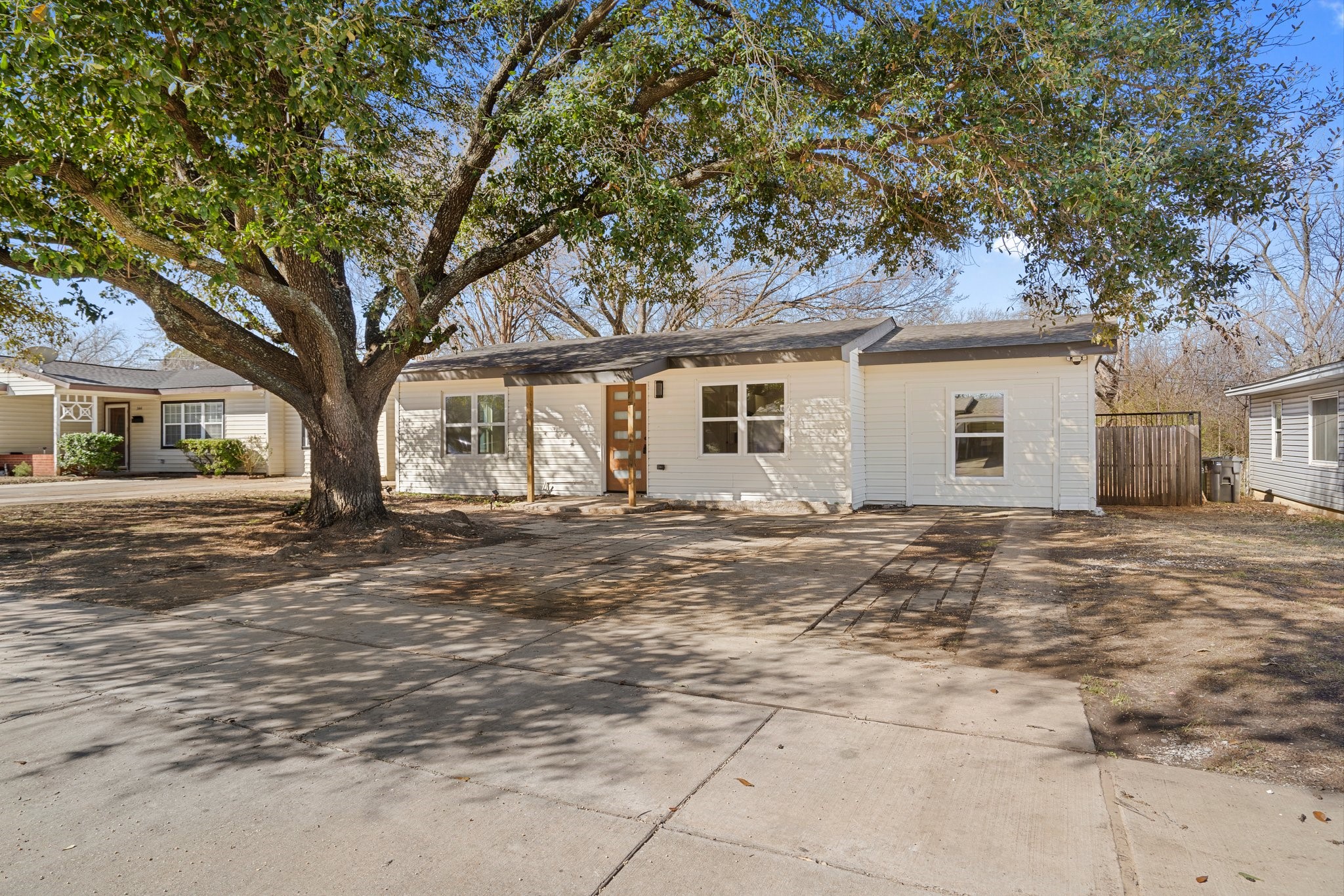 340 Claudia Street Arlington TX 76010