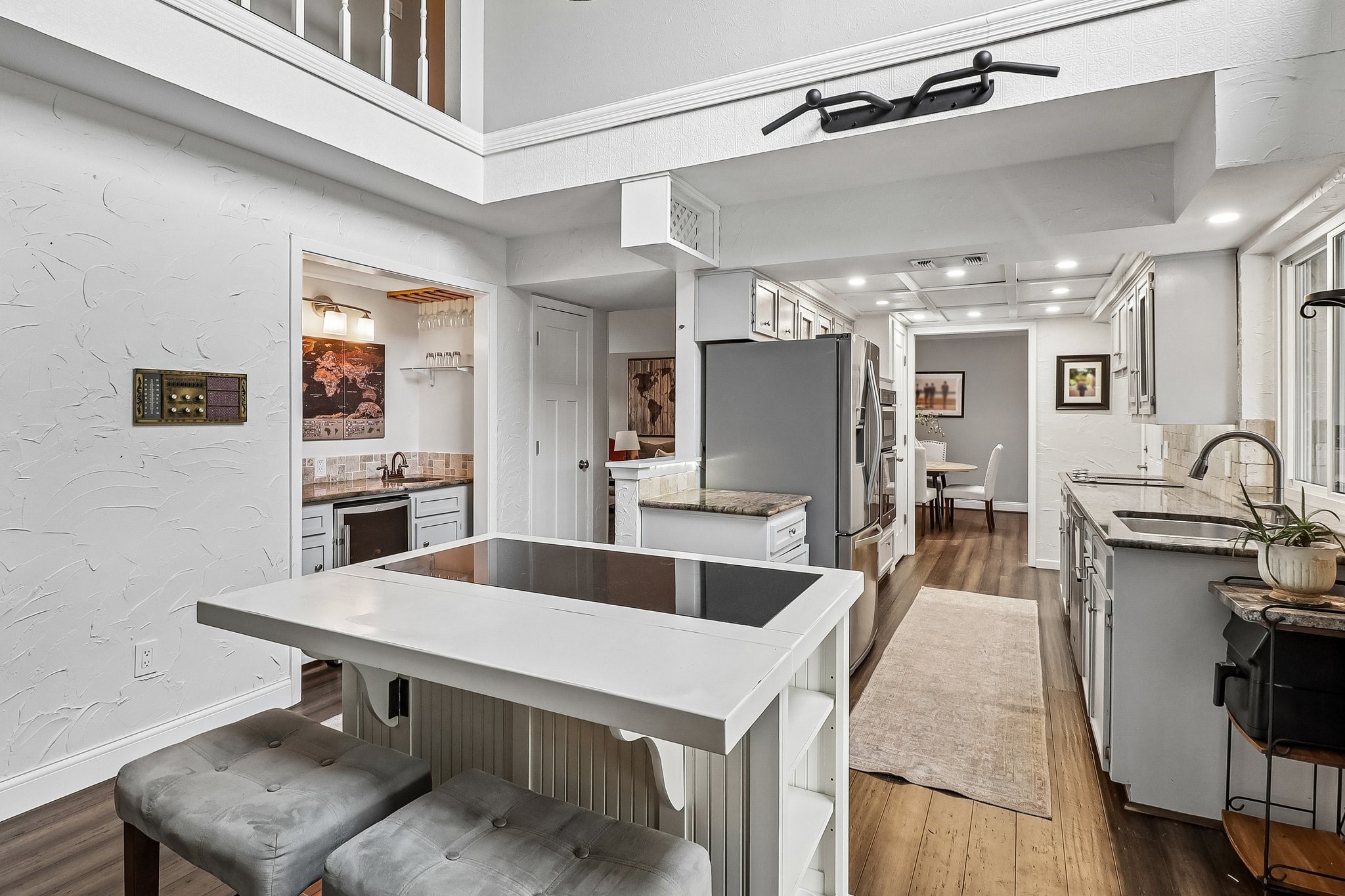 7134 Crooked Oak Drive Dallas TX 75248