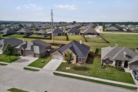 1522 Grassy Meadows Drive Burleson TX 76058