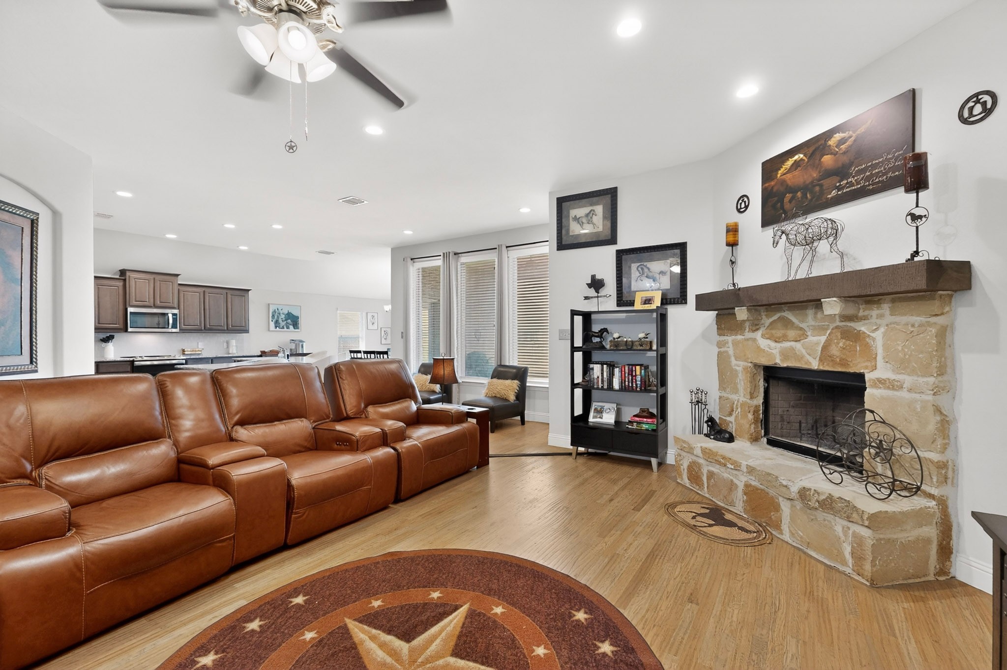1522 Grassy Meadows Drive Burleson TX 76058