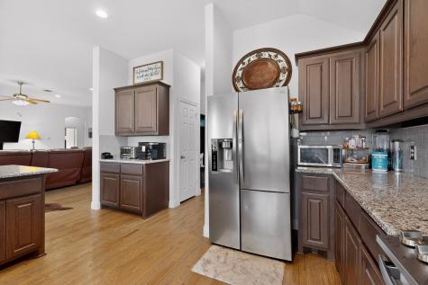 1522 Grassy Meadows Drive Burleson TX 76058