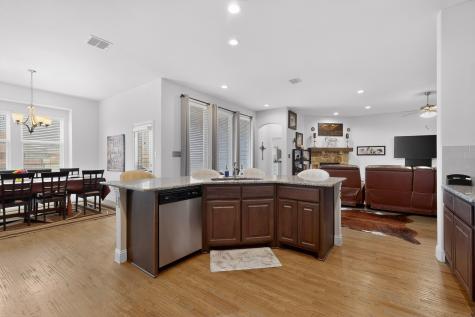 1522 Grassy Meadows Drive Burleson TX 76058