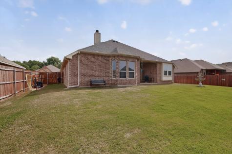 1522 Grassy Meadows Drive Burleson TX 76058