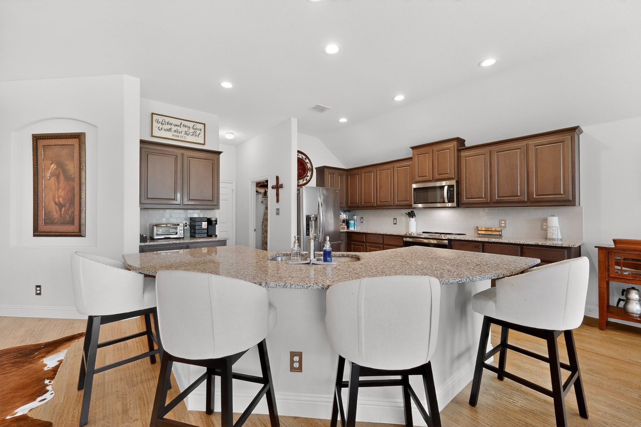 1522 Grassy Meadows Drive Burleson TX 76058