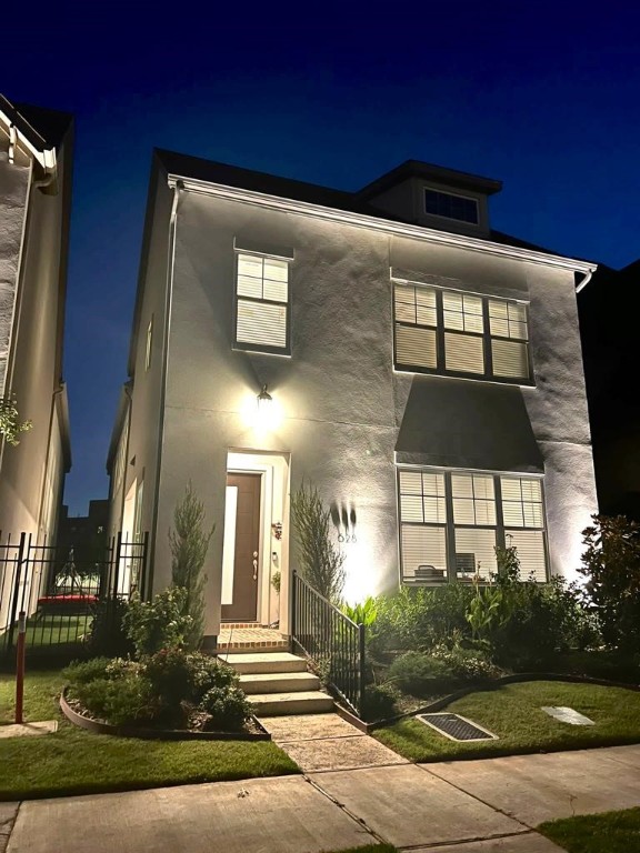 628 Courtyard Lane Irving TX 75039