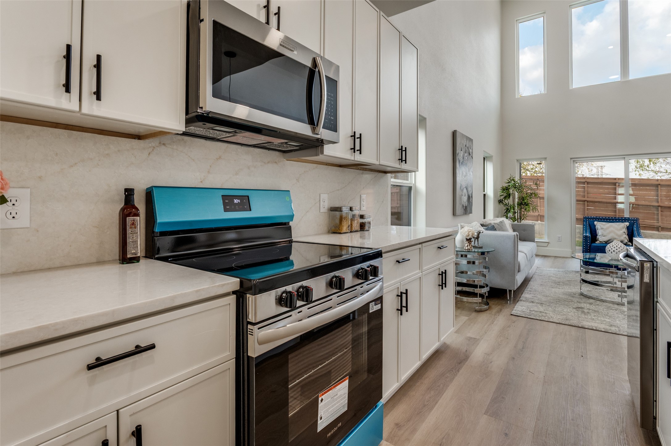 1409 Doyle Avenue Dallas TX 75203