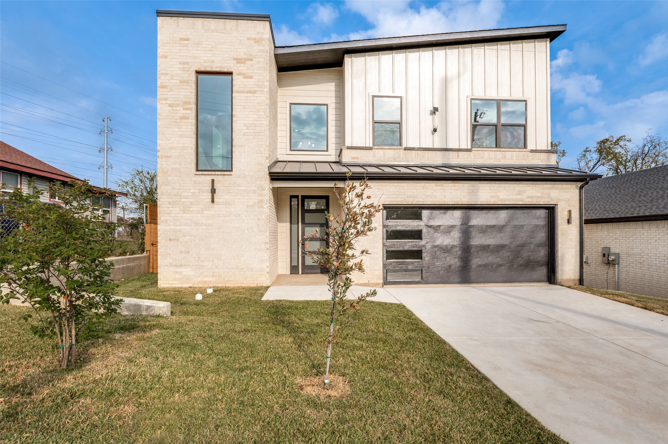 1409 Doyle Avenue Dallas TX 75203