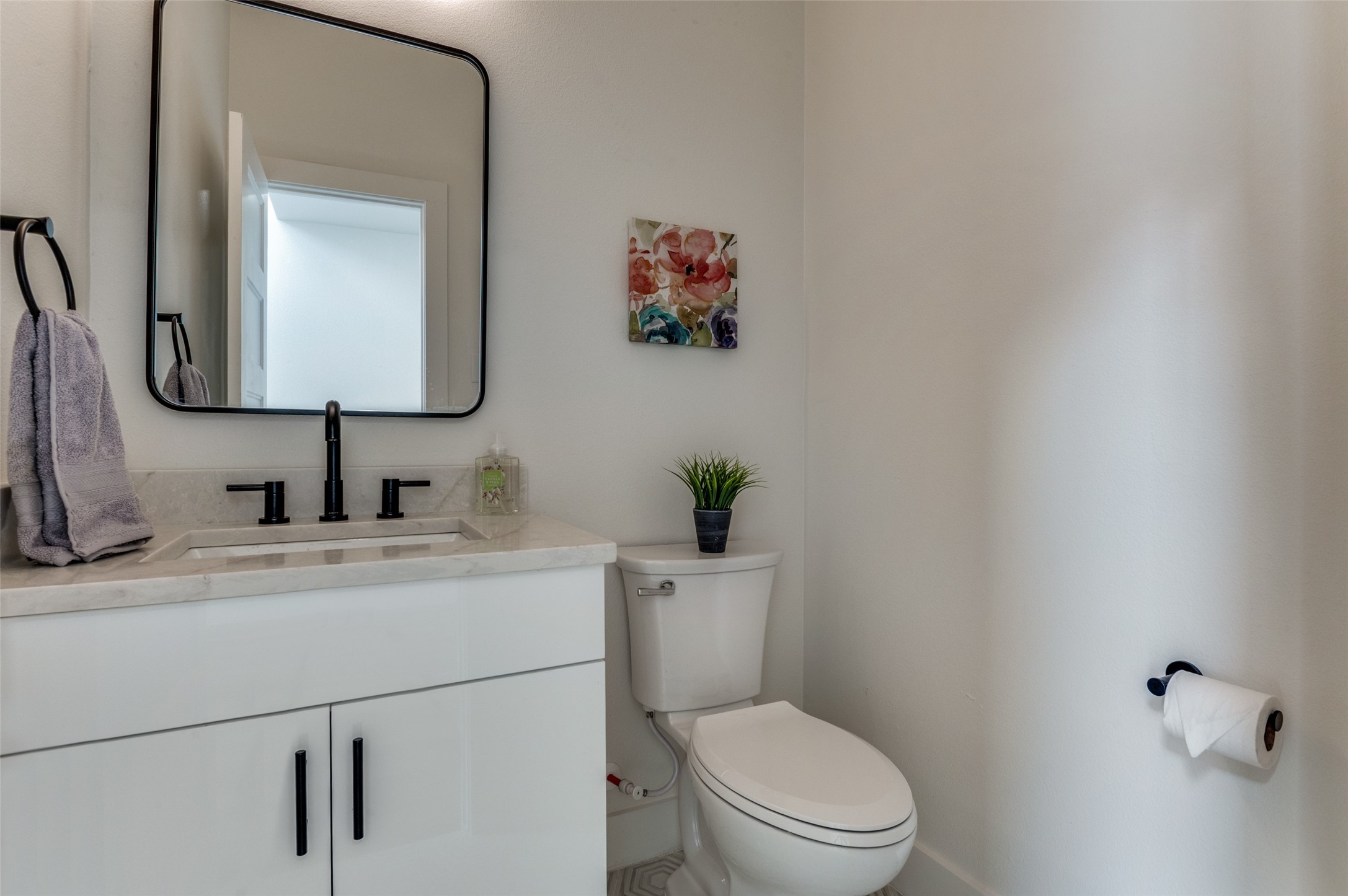 1409 Doyle Avenue Dallas TX 75203