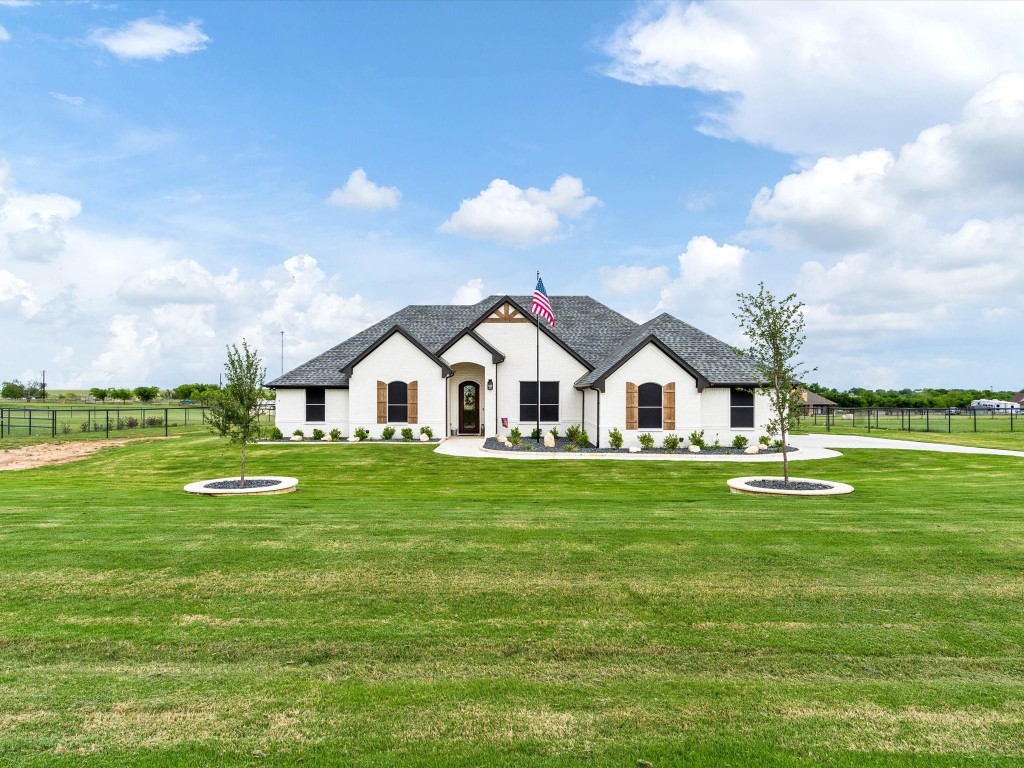 213 Buena Vista Drive Godley TX 76044