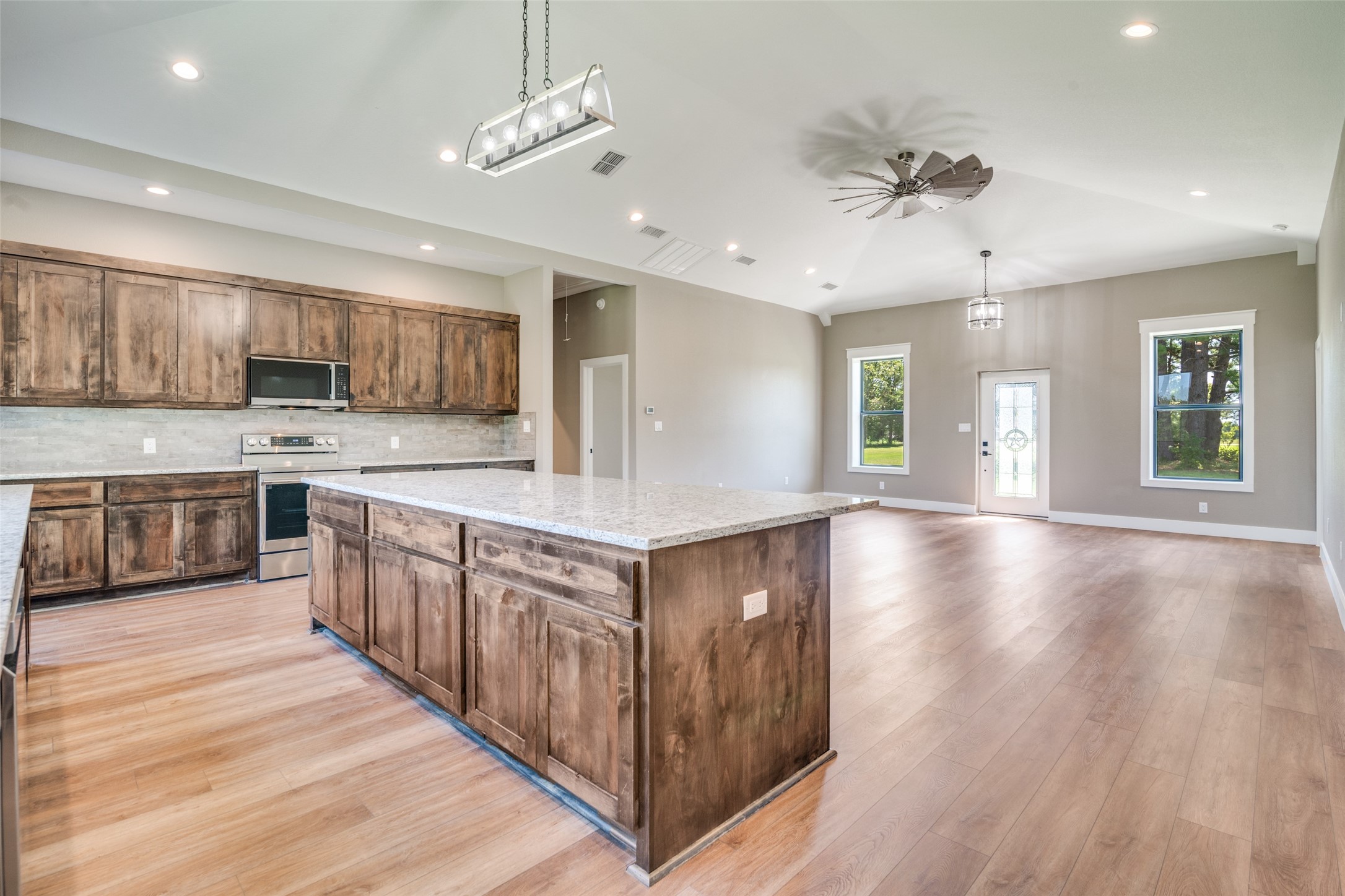 5100 Fm 1652 Grand Saline TX 75140