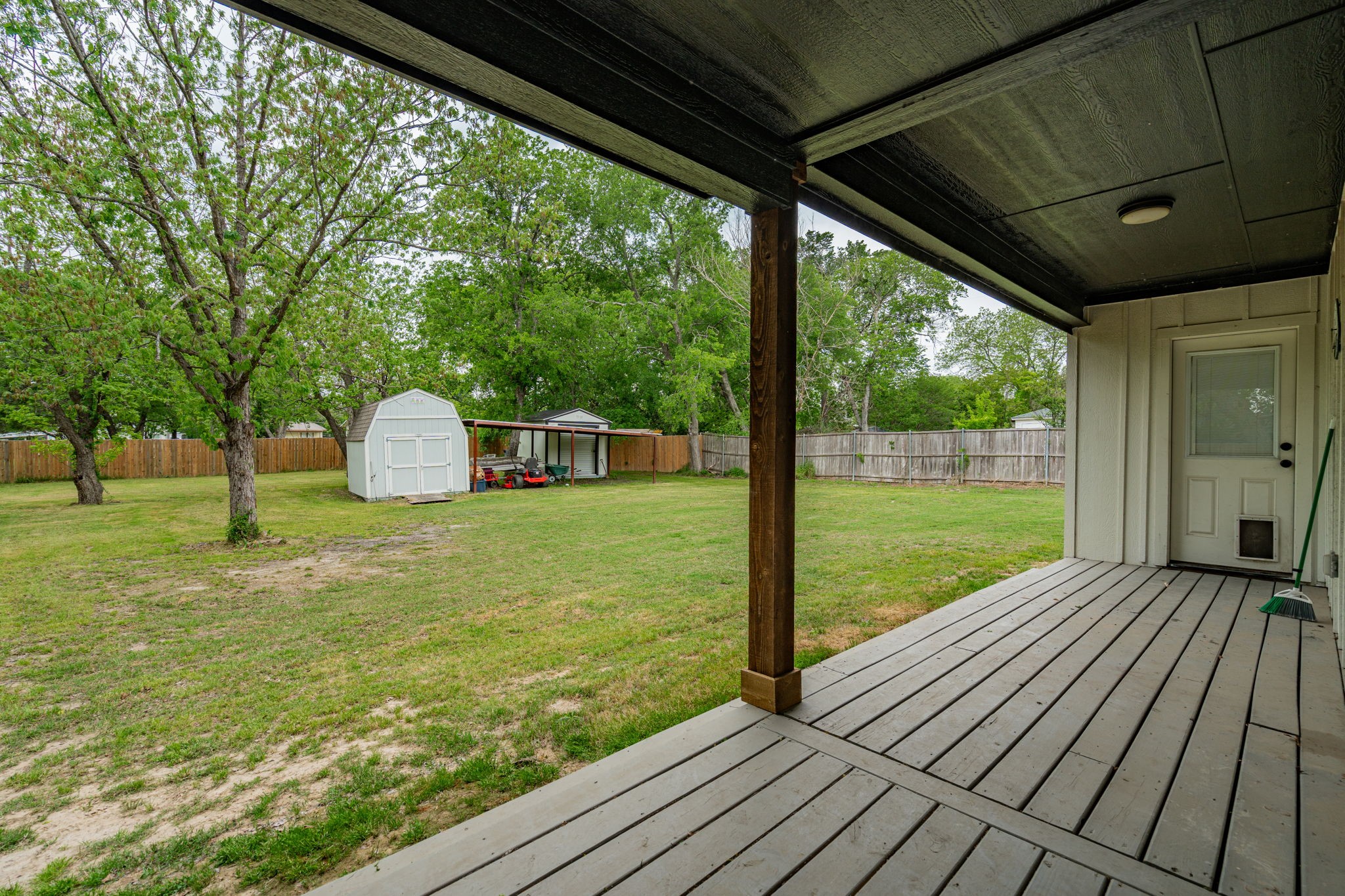 813 Live Oak Street Royse City TX 75189