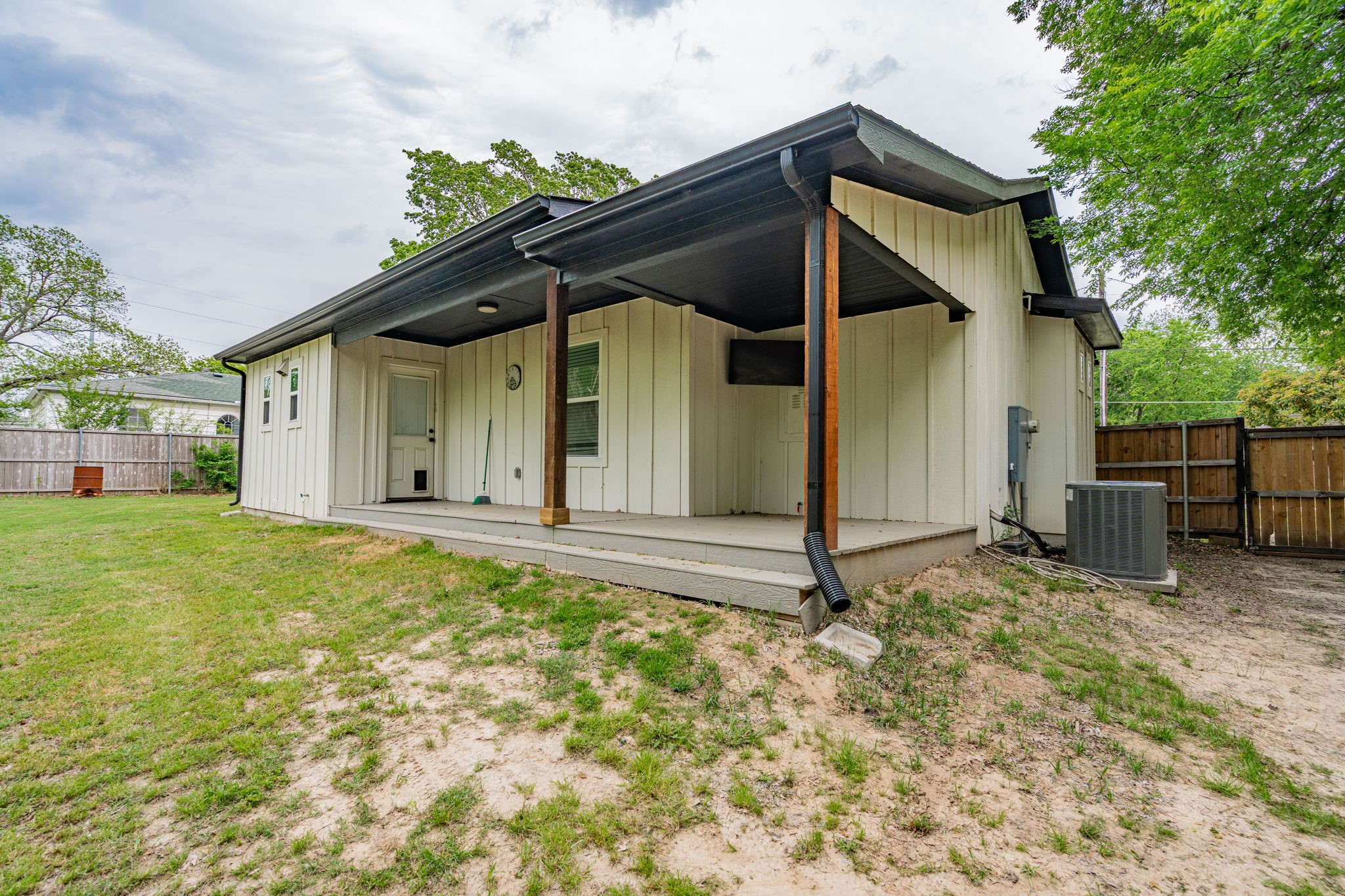 813 Live Oak Street Royse City TX 75189