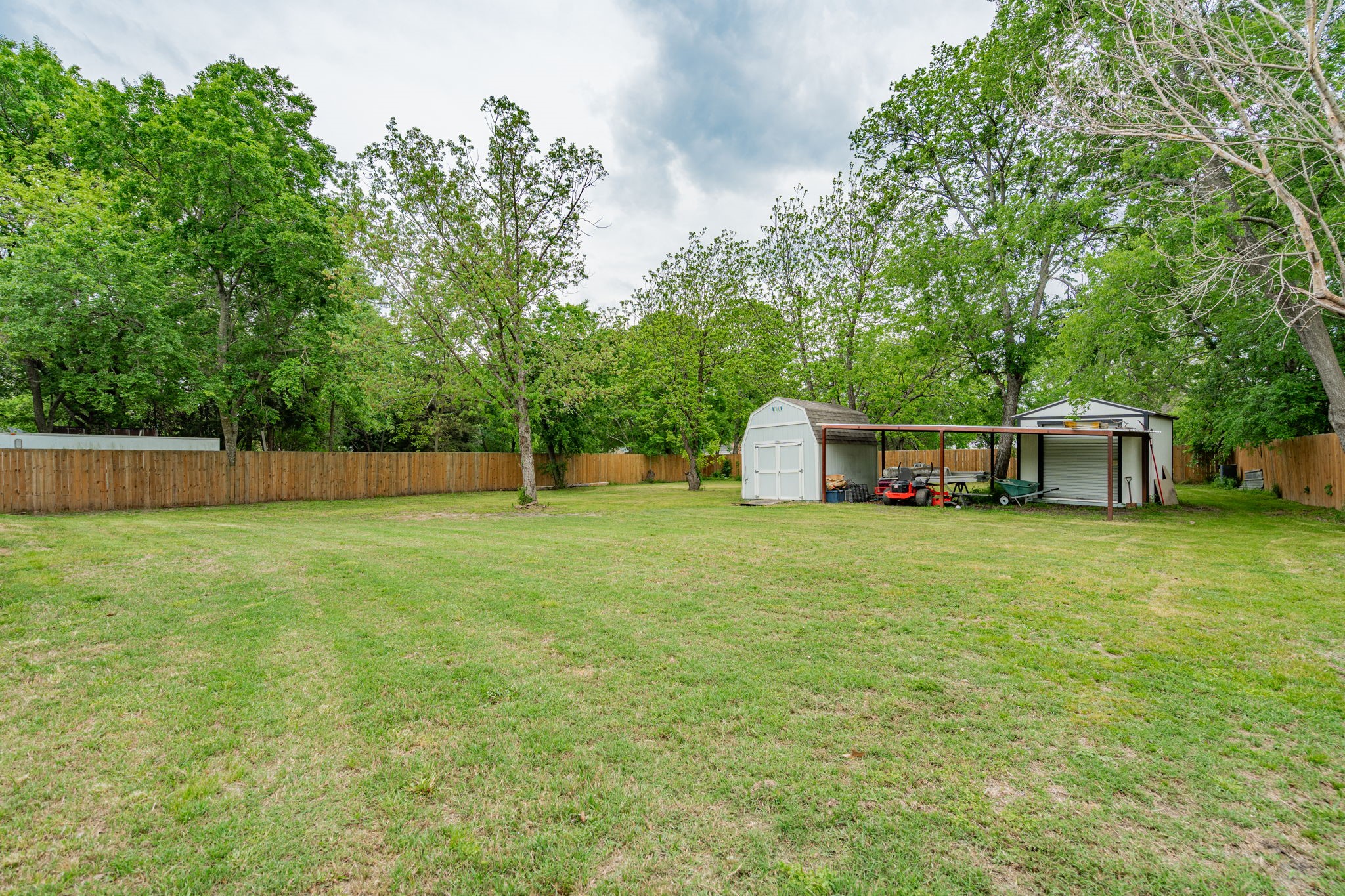 813 Live Oak Street Royse City TX 75189