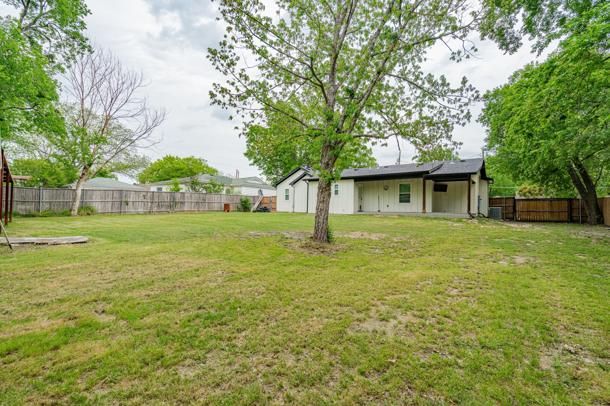 813 Live Oak Street Royse City TX 75189