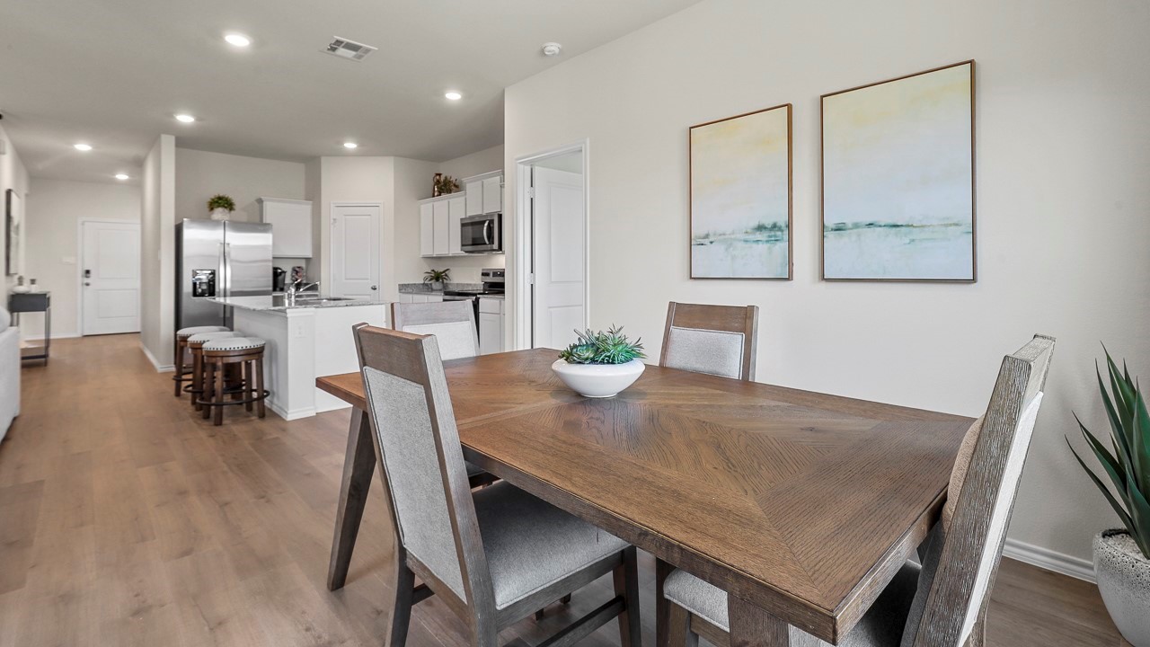 797 Barton Drive Ennis TX 75119