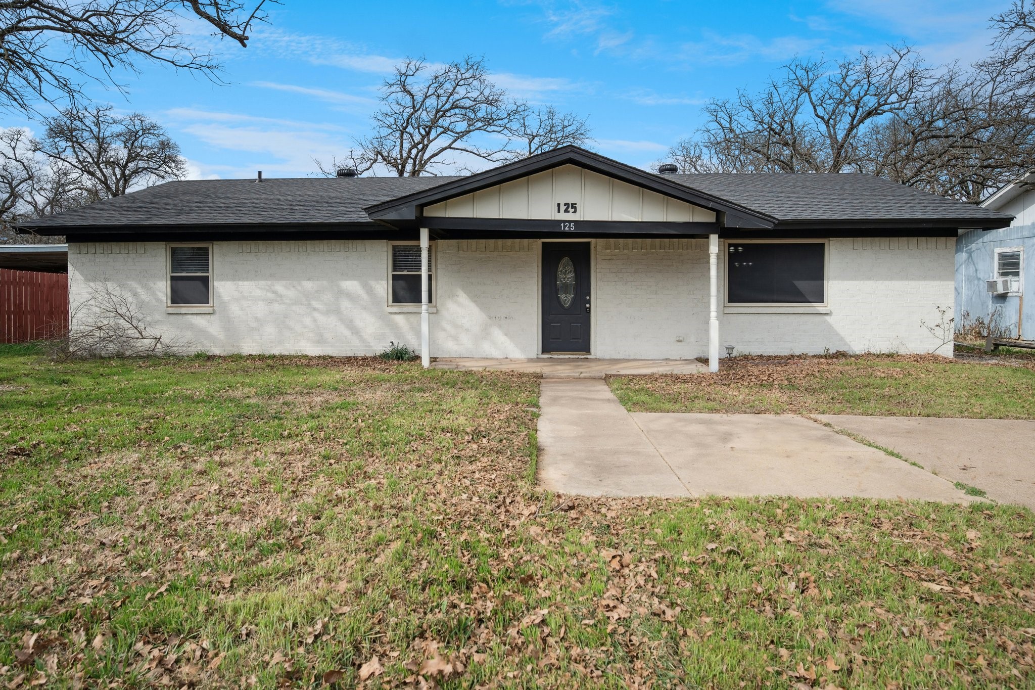 125 Briarwood Drive Kennedale TX 76060