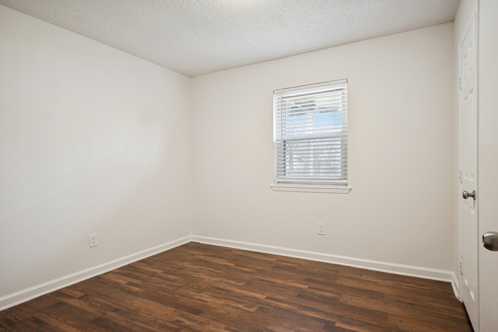 125 Briarwood Drive Kennedale TX 76060