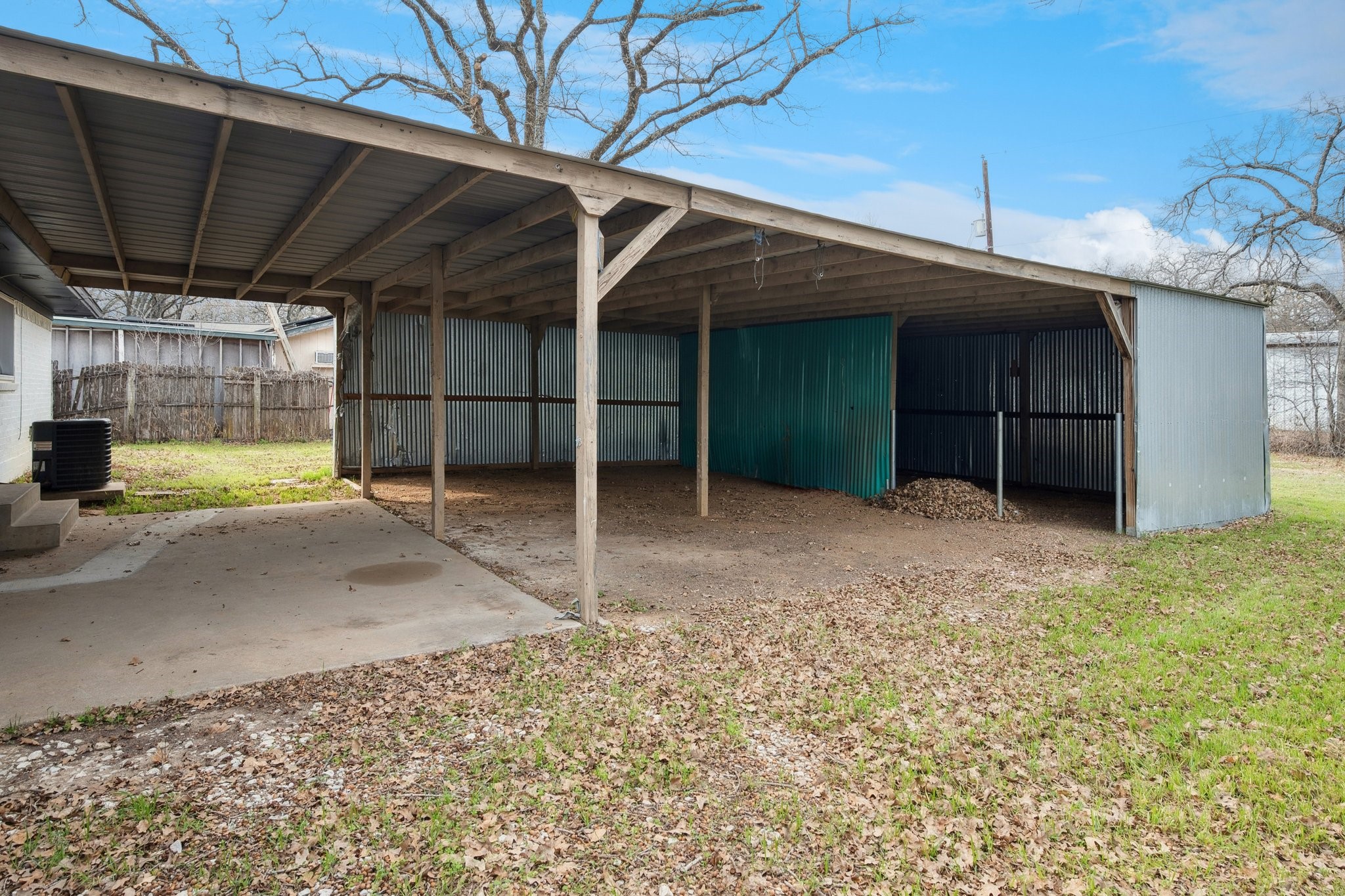 125 Briarwood Drive Kennedale TX 76060