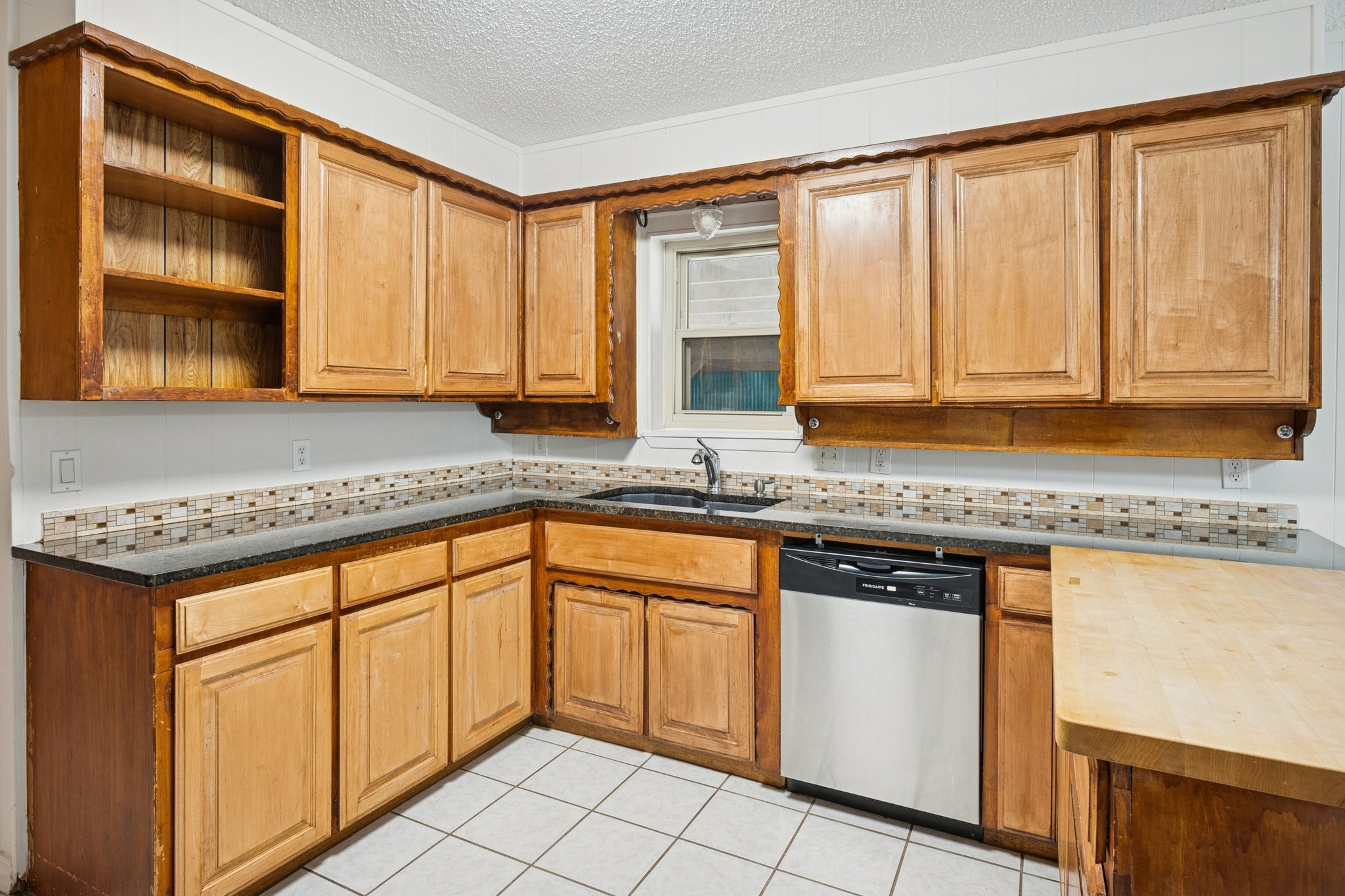125 Briarwood Drive Kennedale TX 76060