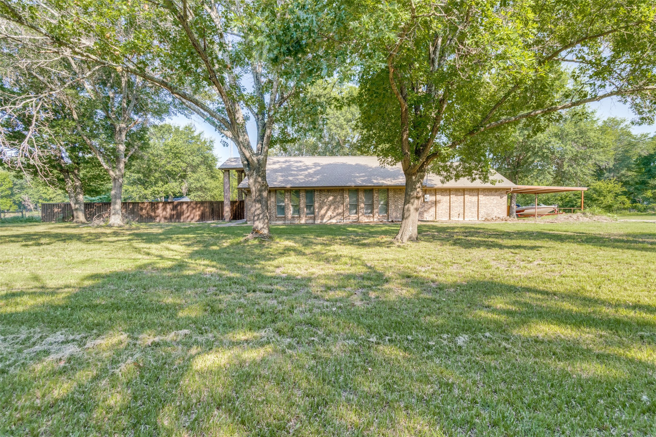 186 County Road 4101 Greenville TX 75401