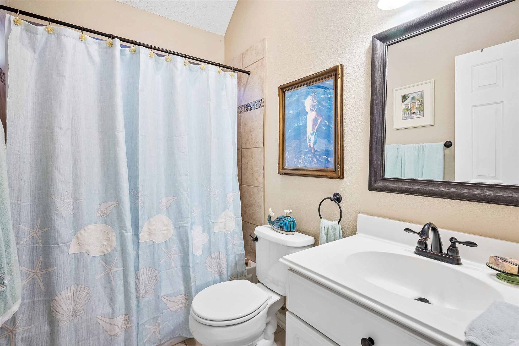 14592 Princeton Court Addison TX 75001