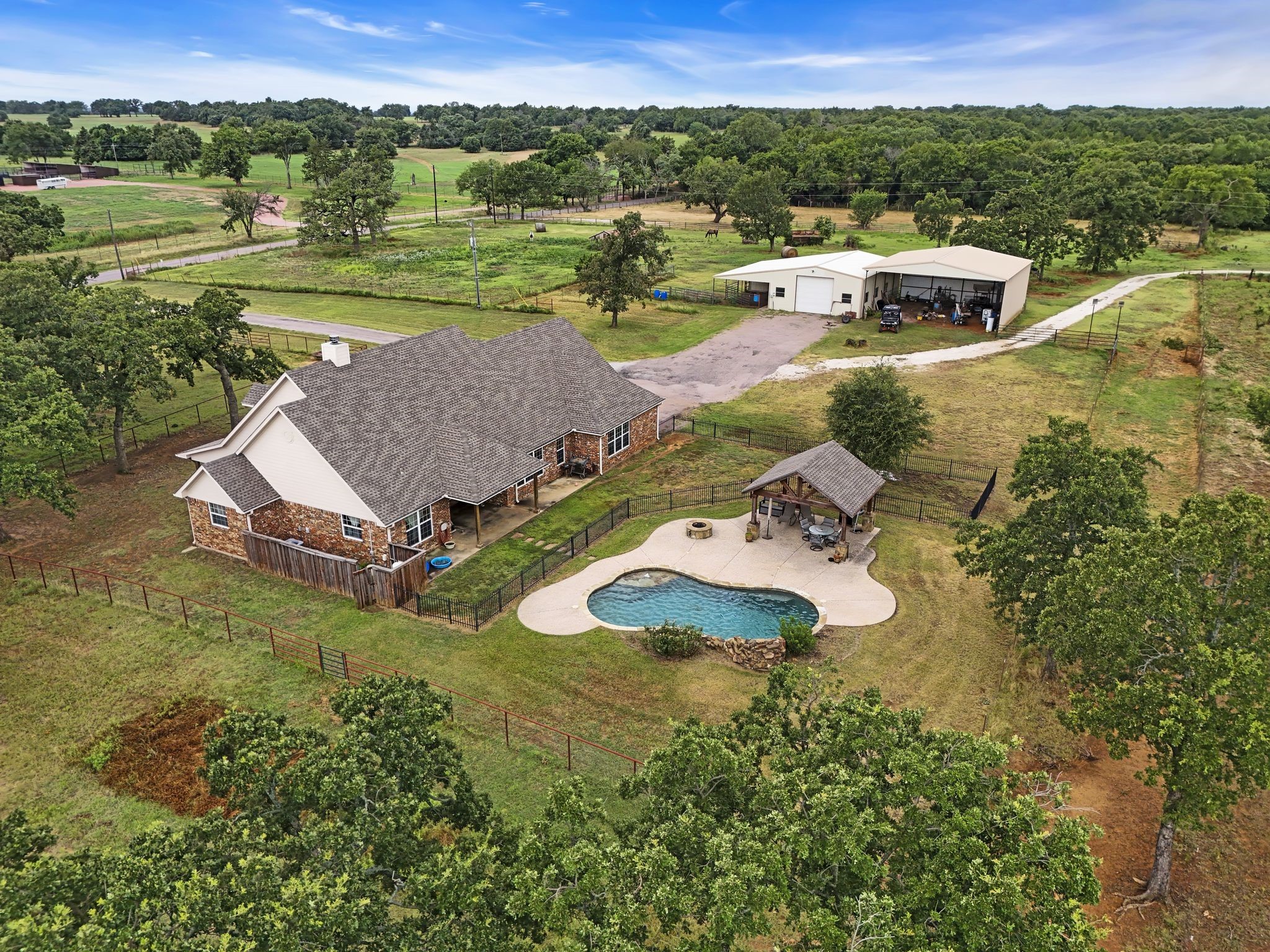 5557 County Road 106 Whitesboro TX 76273