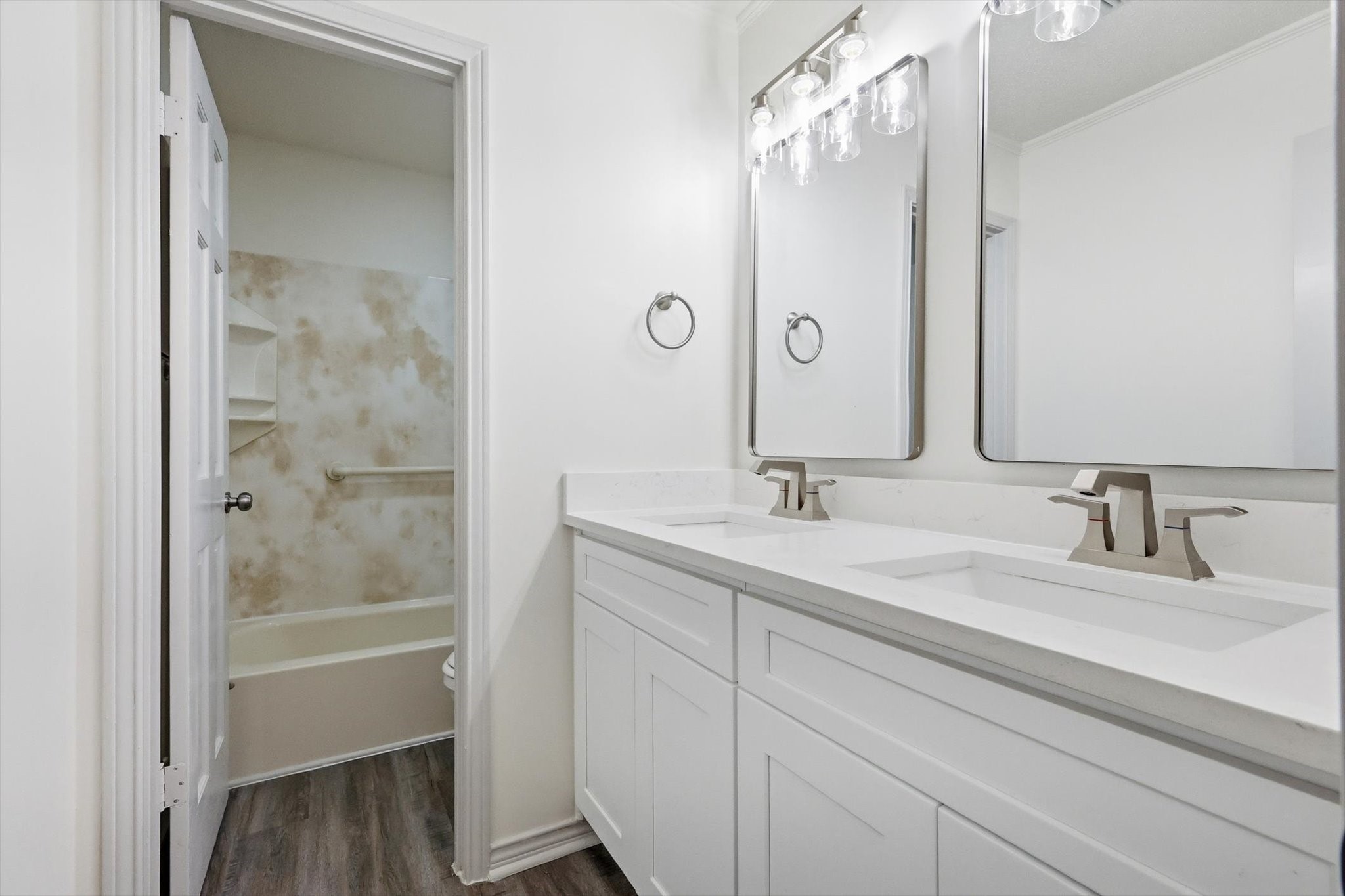 300 Leighton Drive Terrell TX 75160
