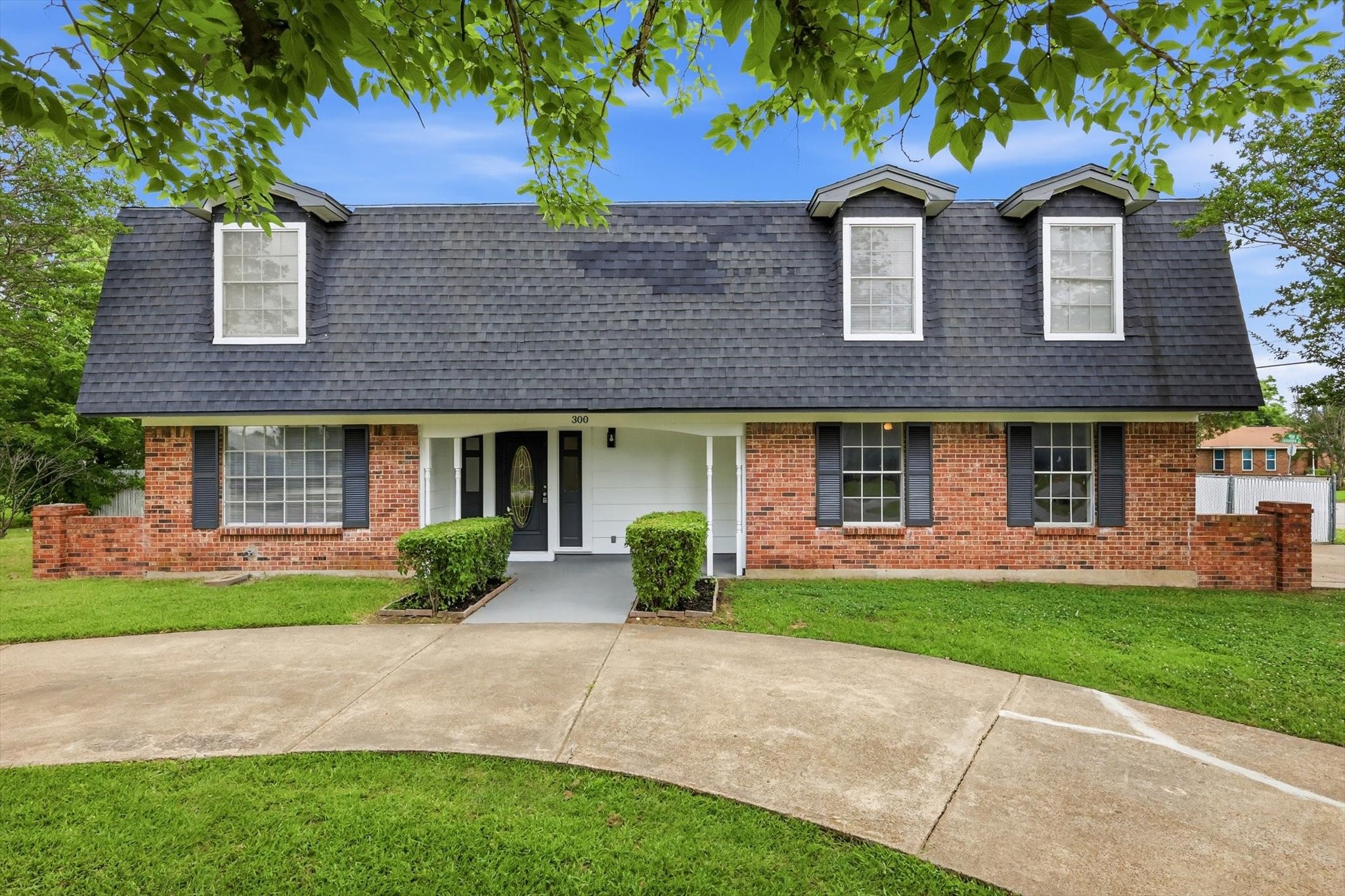 300 Leighton Drive Terrell TX 75160
