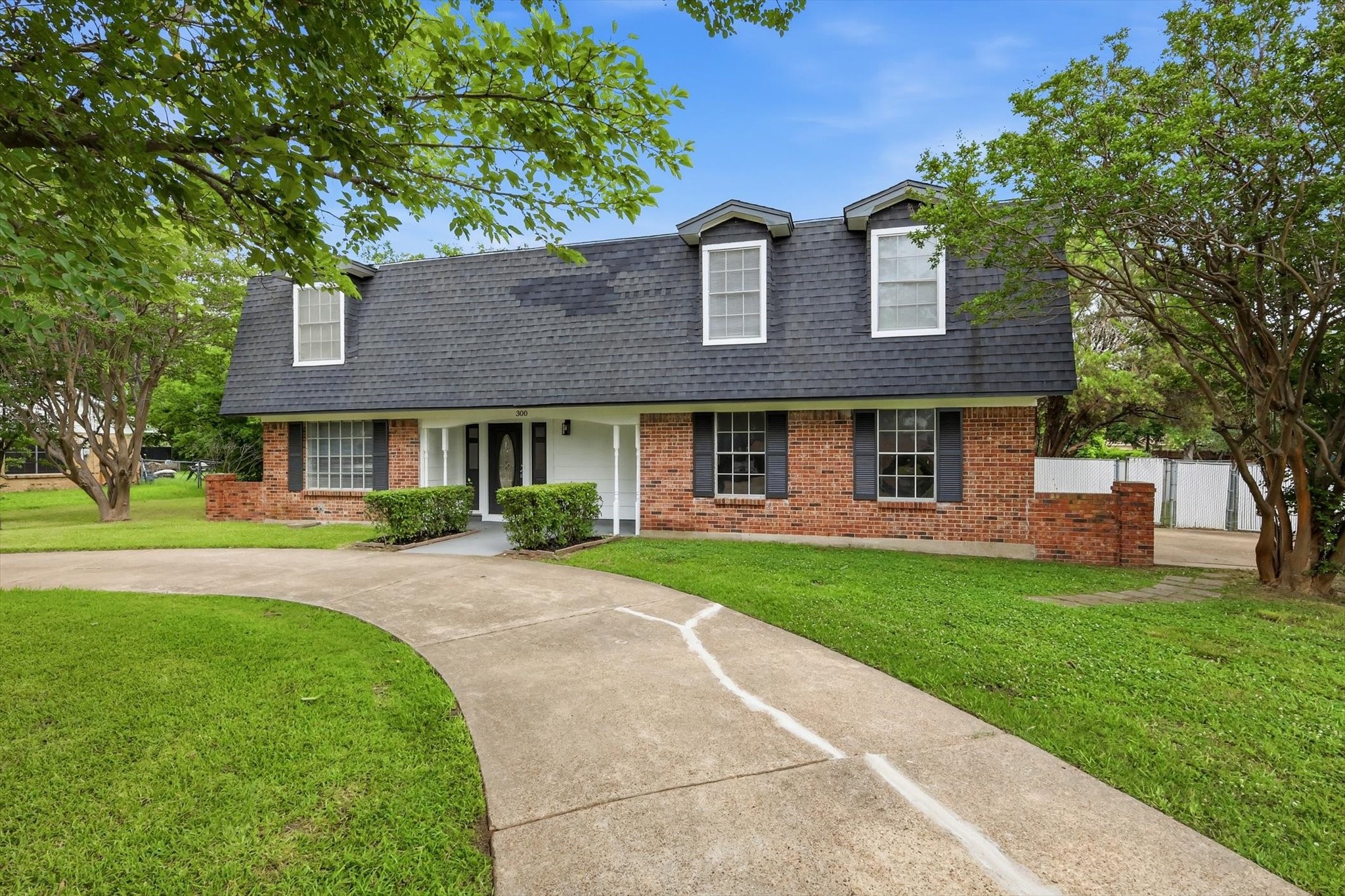 300 Leighton Drive Terrell TX 75160