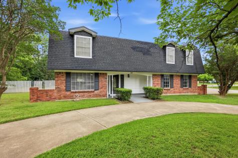 300 Leighton Drive Terrell TX 75160