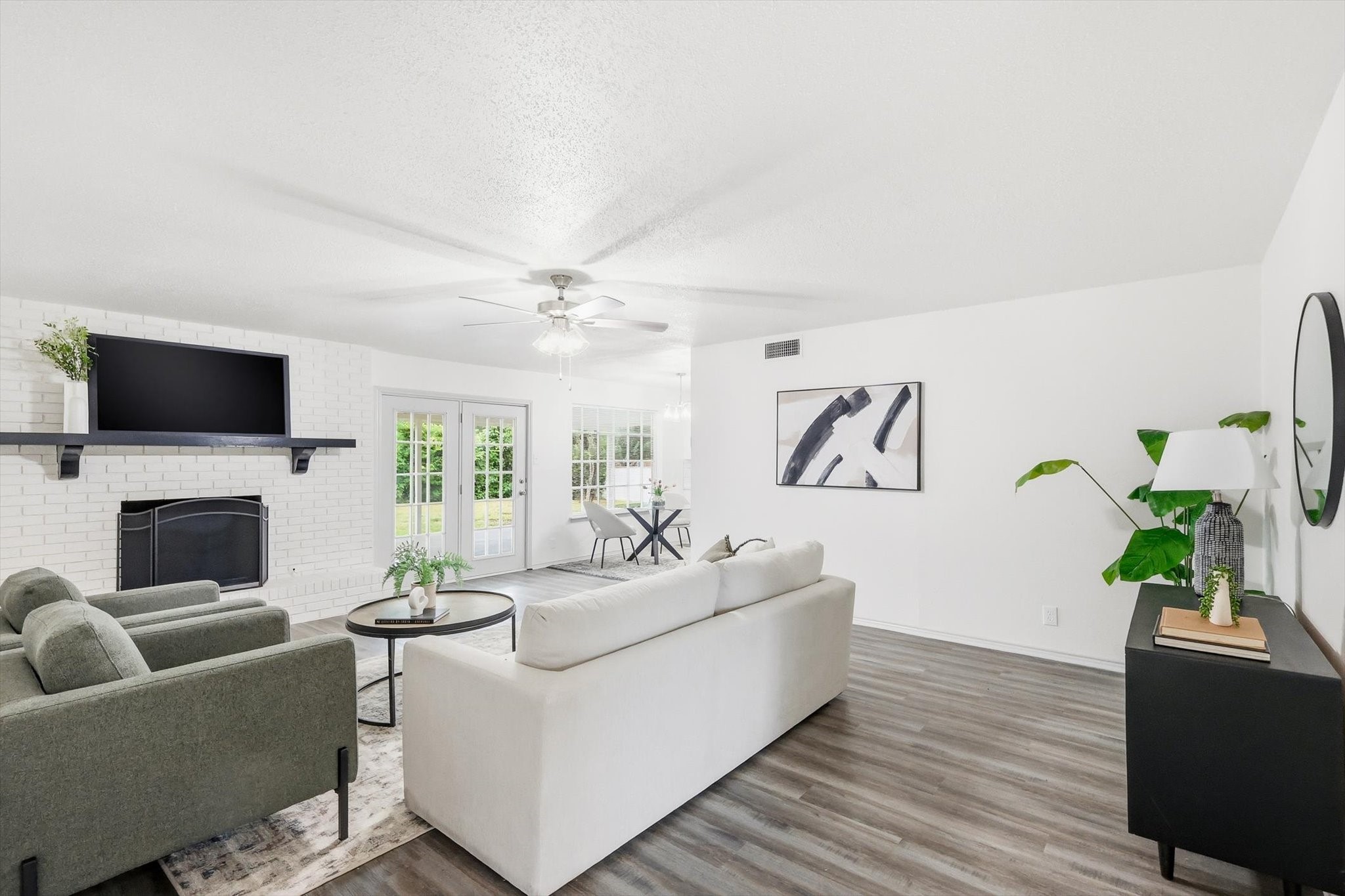 300 Leighton Drive Terrell TX 75160
