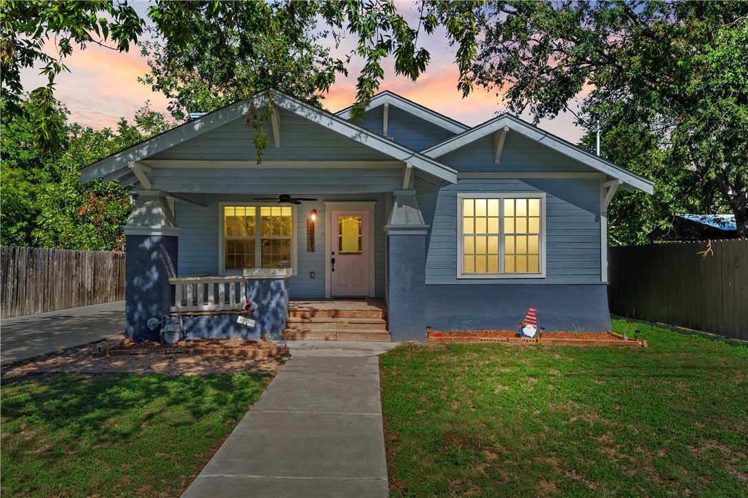 1201 N 12th Street Waco TX 76707