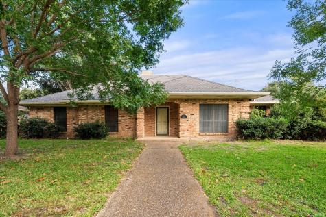 1708 Crestmont Avenue Corsicana TX 75110