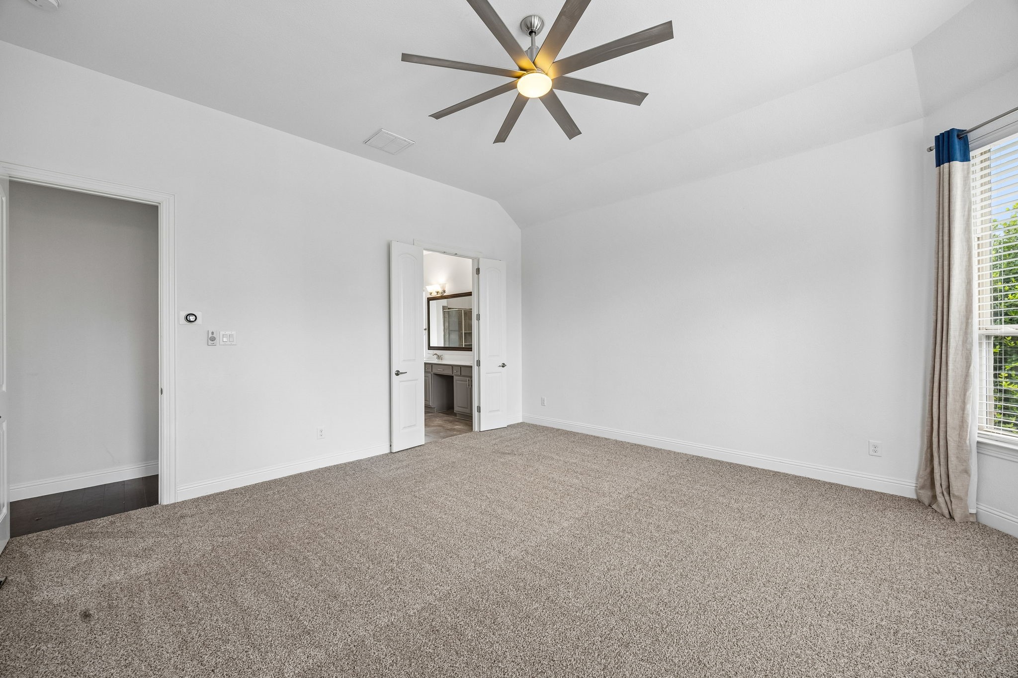 6827 Sunshade Lane Dallas TX 75236