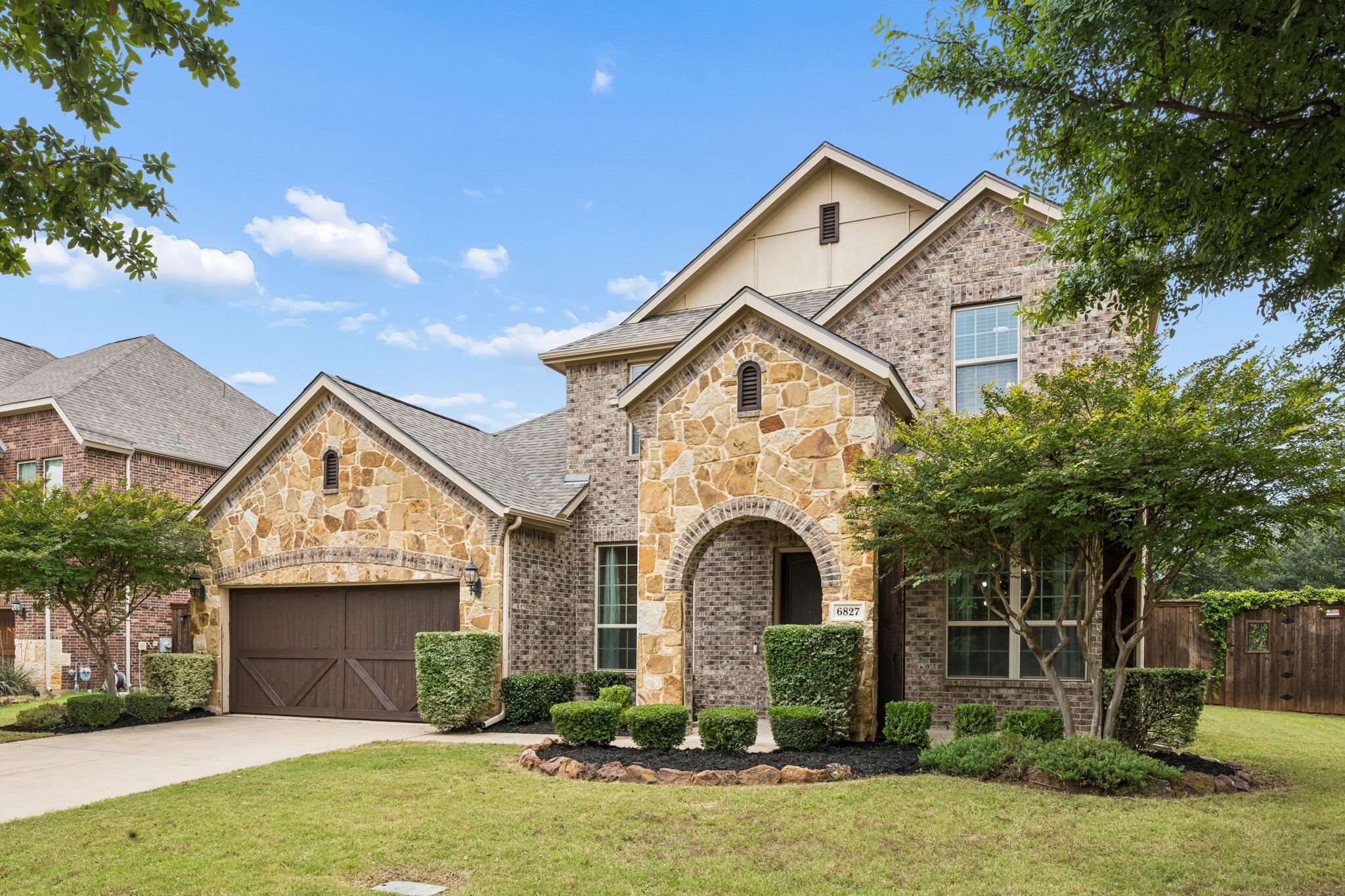 6827 Sunshade Lane Dallas TX 75236