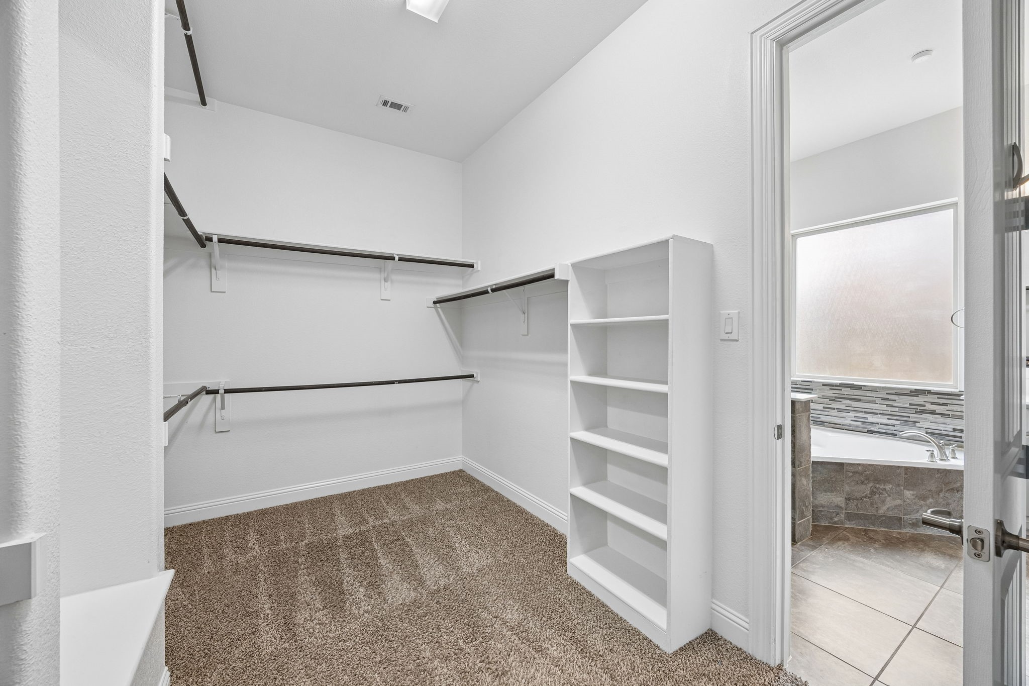 6827 Sunshade Lane Dallas TX 75236