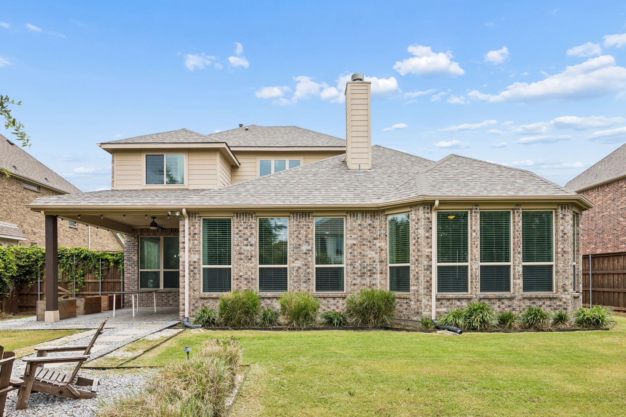 6827 Sunshade Lane Dallas TX 75236